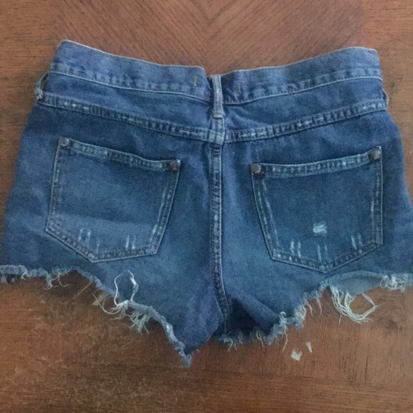 Jean shorts - Picture 2 of 3